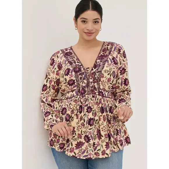 Torrid Babydoll Rayon Crepe Embroidered Lace Up Top Floral Womens Plus Size 2 2X - Picture 3 of 13